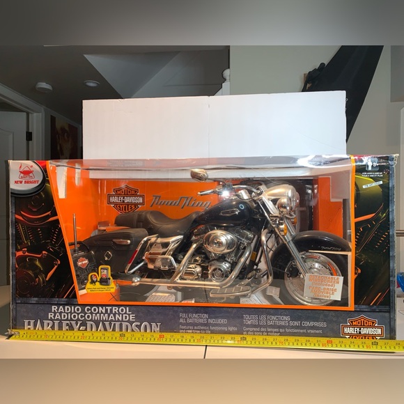 Rare Collectible New Bright Harley Davidson Road King RC - Excellent Condition - Picture 3 of 9